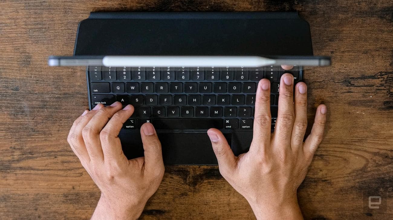 Apple Magic Keyboard for iPad Pro