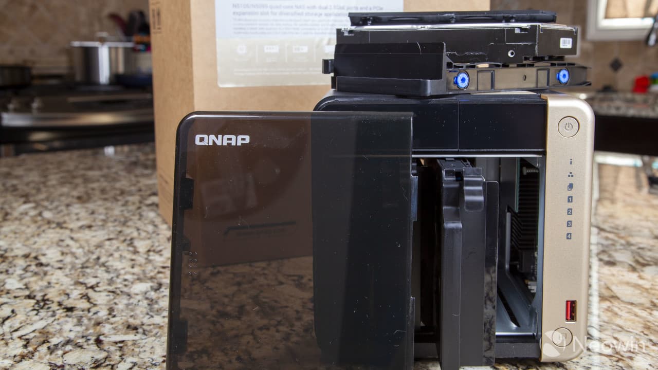 Picture of the QNAP TS-464 with the bezel off It has some dust on it