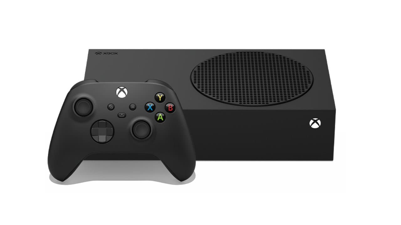 The black Xbox Series S