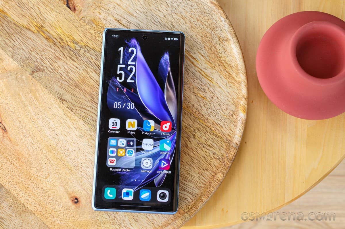 vivo X Fold2 κριτική
