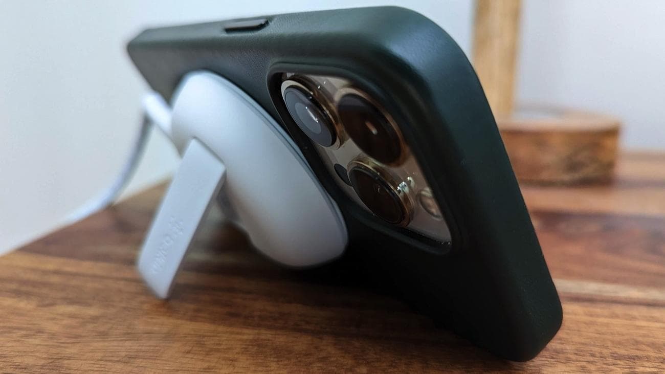 Belkin BoostCharge Pro Portable Wireless Charger Pad