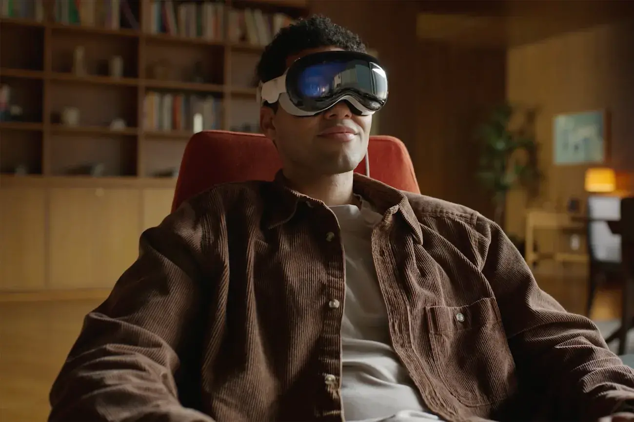 Σε χρήση ακουστικών Apple Vision Pro