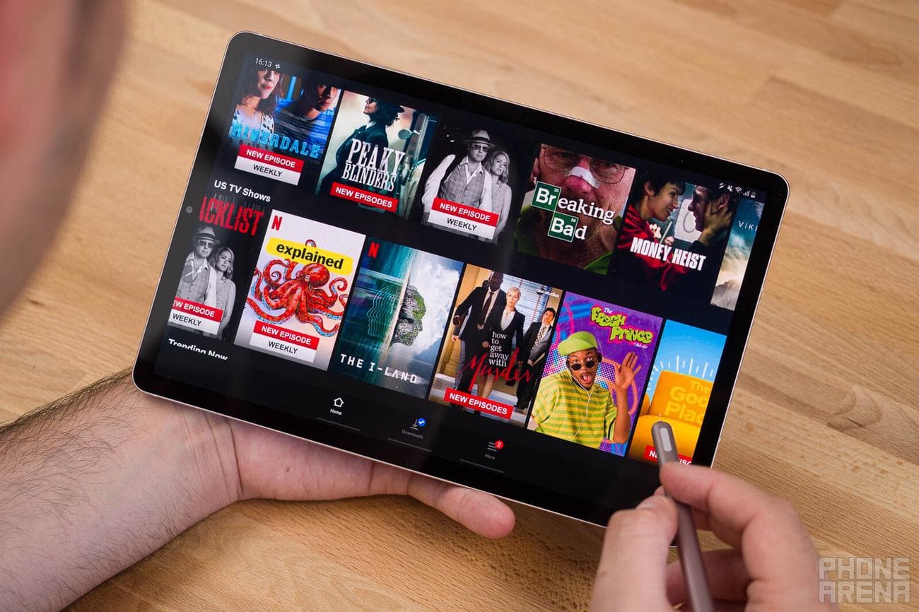 Πίστωση εικόνας - PhoneArena - Δεν θα έχει κάθε τηλέφωνο Galaxy την τύχη να αποκτήσει One UI 6 και Android 14. Είναι το δικό σας στη λίστα;