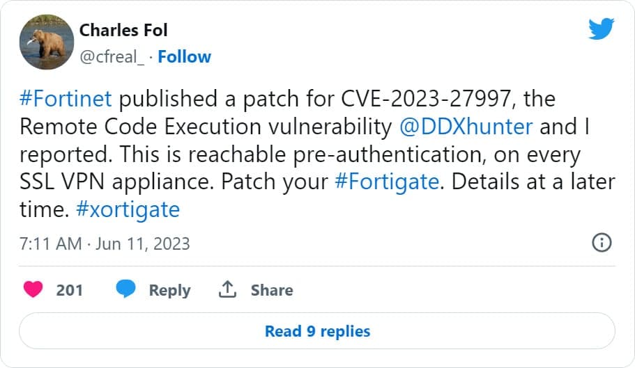 Tweet του Τσαρλς Φολ