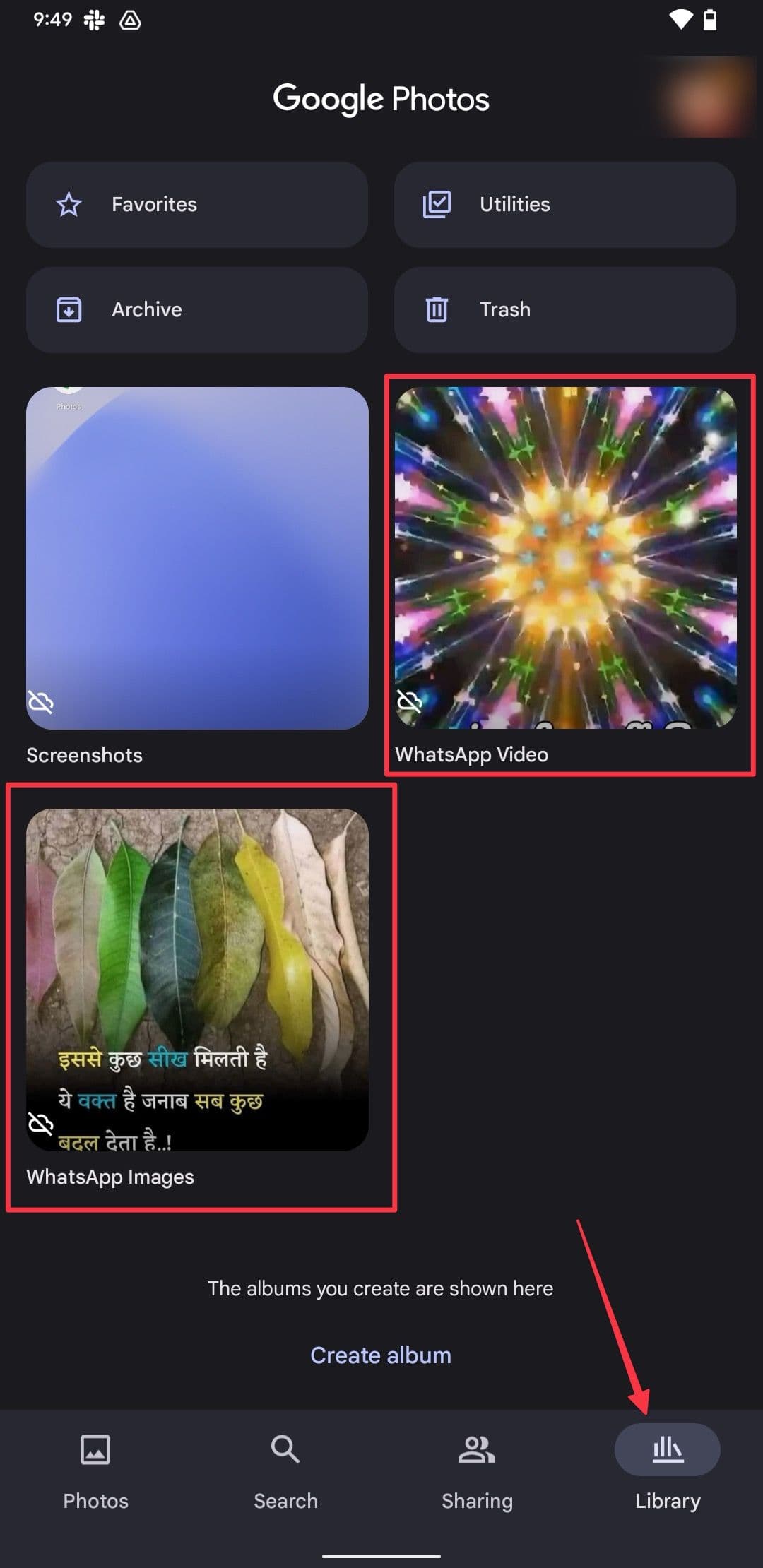 Στιγμιότυπο της καρτέλας Βιβλιοθήκη Φωτογραφιών Google που δείχνει τους φακέλους φωτογραφιών και βίντεο WhatsApp