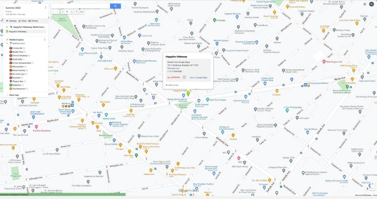 Google My Maps στον ιστό με στοιχεία επιχείρησης για μια επιλεγμένη τοποθεσία