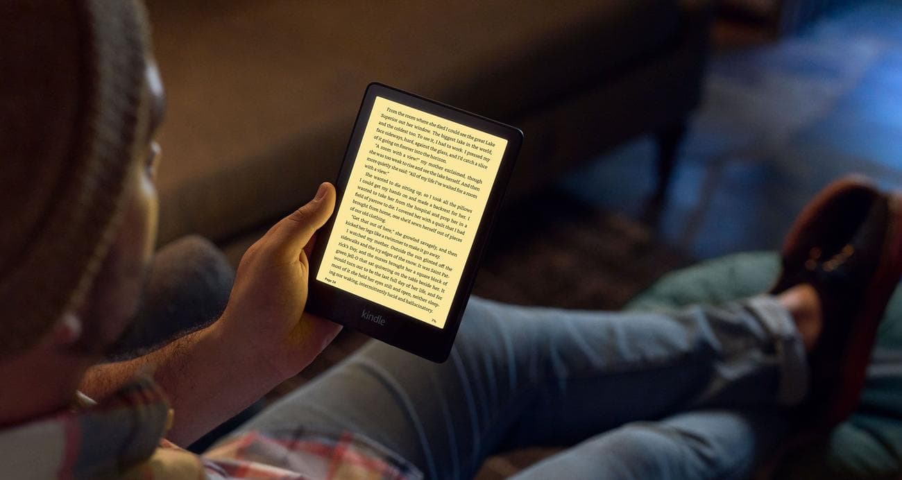 person-reading-kindle-paperwhite-2022