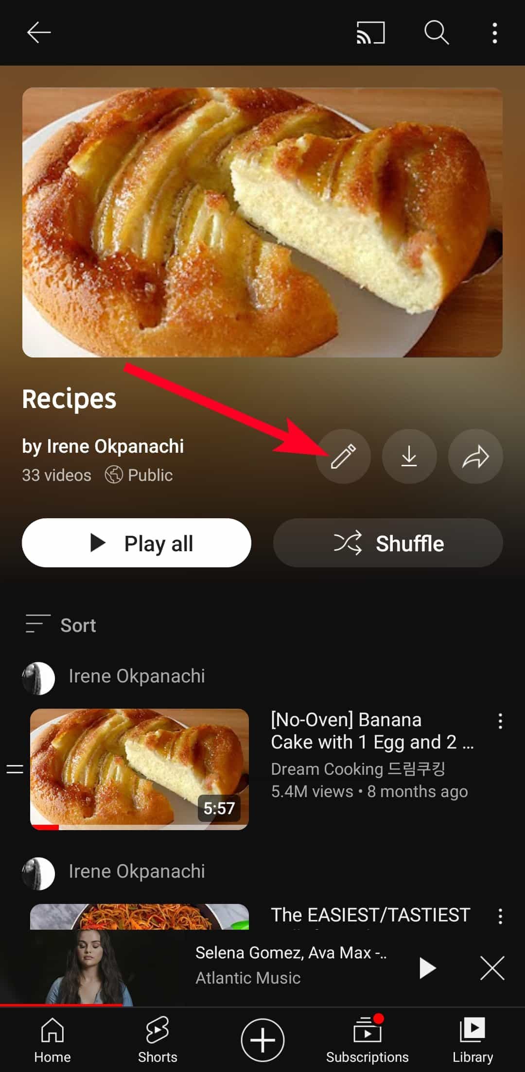 Επιλέγοντας το εικονίδιο με το μολύβι για την επεξεργασία λιστών αναπαραγωγής στην εφαρμογή YouTube για κινητά