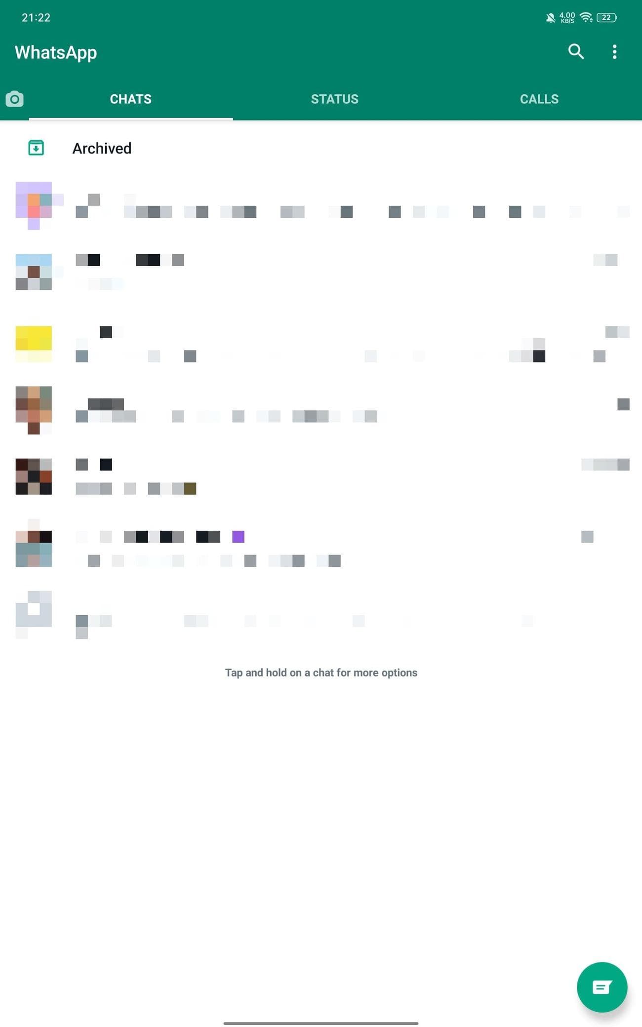 Ένα στιγμιότυπο οθόνης της εφαρμογής tablet WhatsApp που δείχνει ότι συγχρονίζει τα μηνύματά σας.