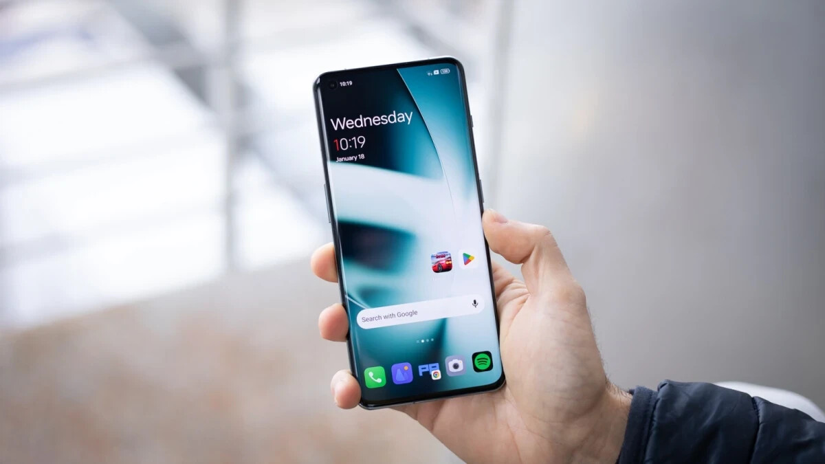 Snag the high-end OnePlus 11 at a flagship killer price from Best Buy on one condition