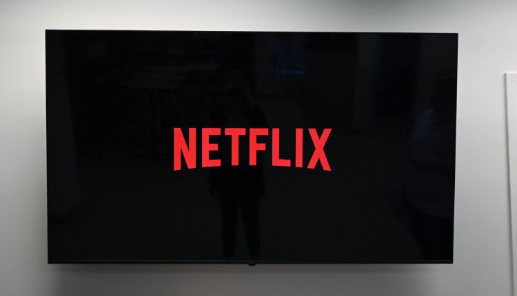 Γιατί τα VPN δεν λύνουν το κλείδωμα του Netflix – Αναθεωρήστε το Geek
