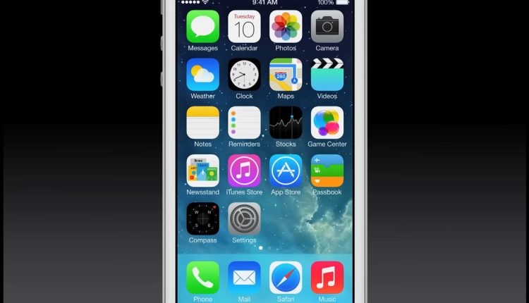 Η Apple μεταμόρφωσε το iPhone πριν από 10 χρόνια με το iOS 7 — και το νιώθουμε ακόμα σήμερα
