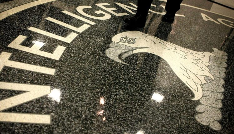 Η CIA παρακαλεί το Κογκρέσο να εγκρίνει εκ νέου το άρθρο 702 της FISA
