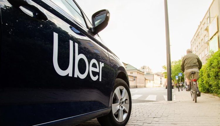 Η Uber επεκτείνει τη διαθεσιμότητα κοινών δρομολογίων και άλλων «πράσινων» υπηρεσιών

