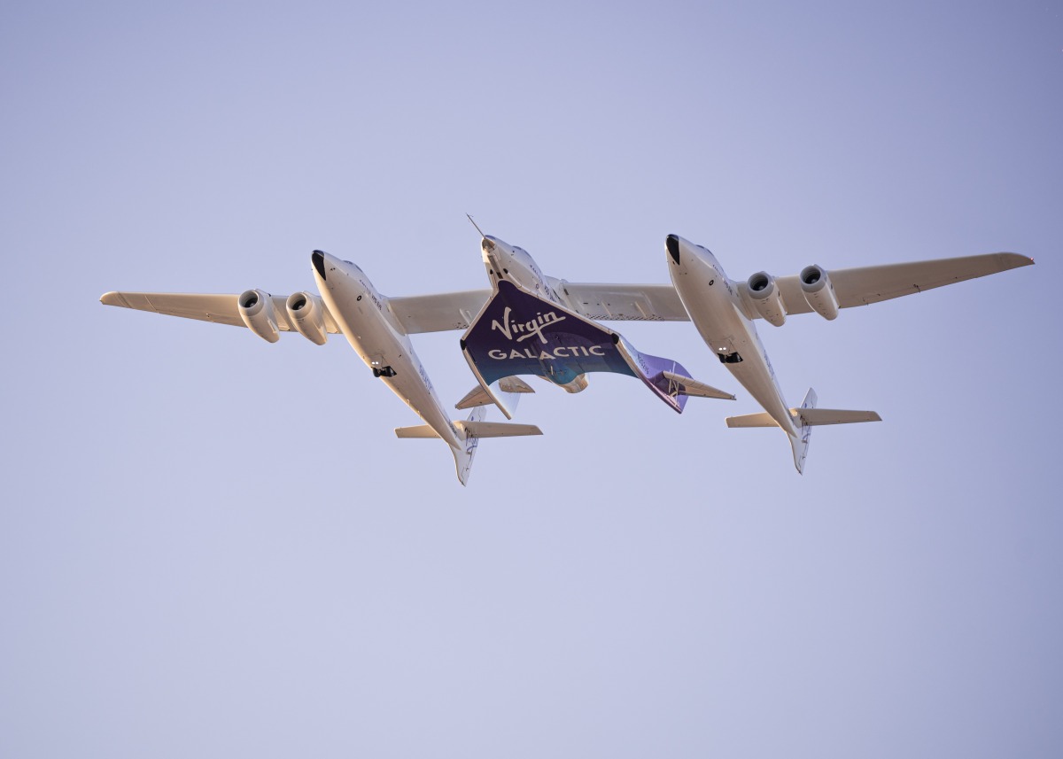 Η πρώτη εμπορική πτήση της Virgin Galactic πρόκειται να απογειωθεί σήμερα το πρωί
