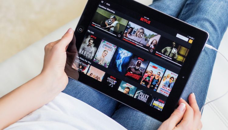 ΗΠΑ: Αύξηση συνδρομών στο Netflix μετά την έναρξη καταστολή της κοινής χρήσης κωδικών!