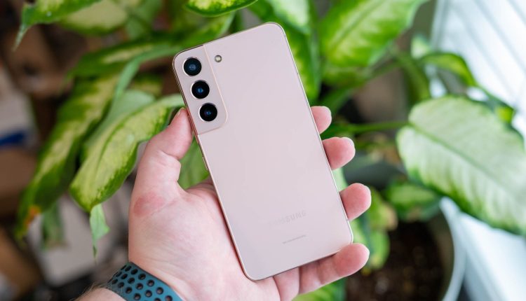 Μπορεί μια φωτογραφία Smartphone να αποκαλύψει τα δακτυλικά σας αποτυπώματα;
