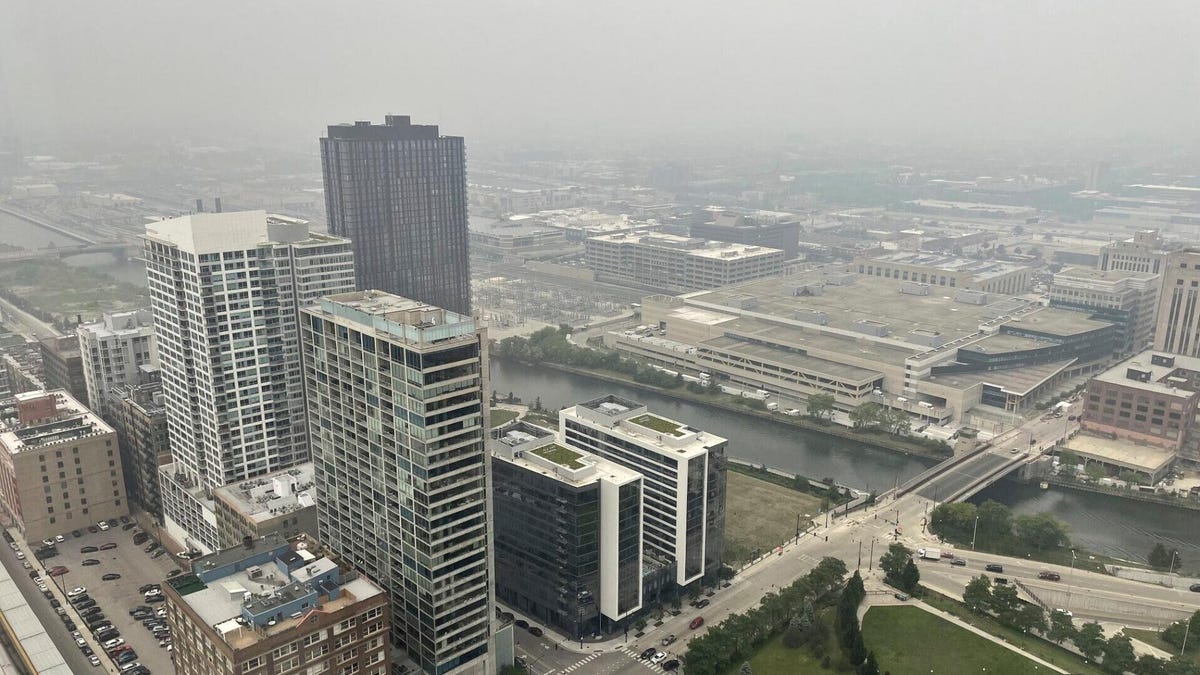 Ο καναδικός καπνός πυρκαγιάς καταλαμβάνει το Σικάγο
