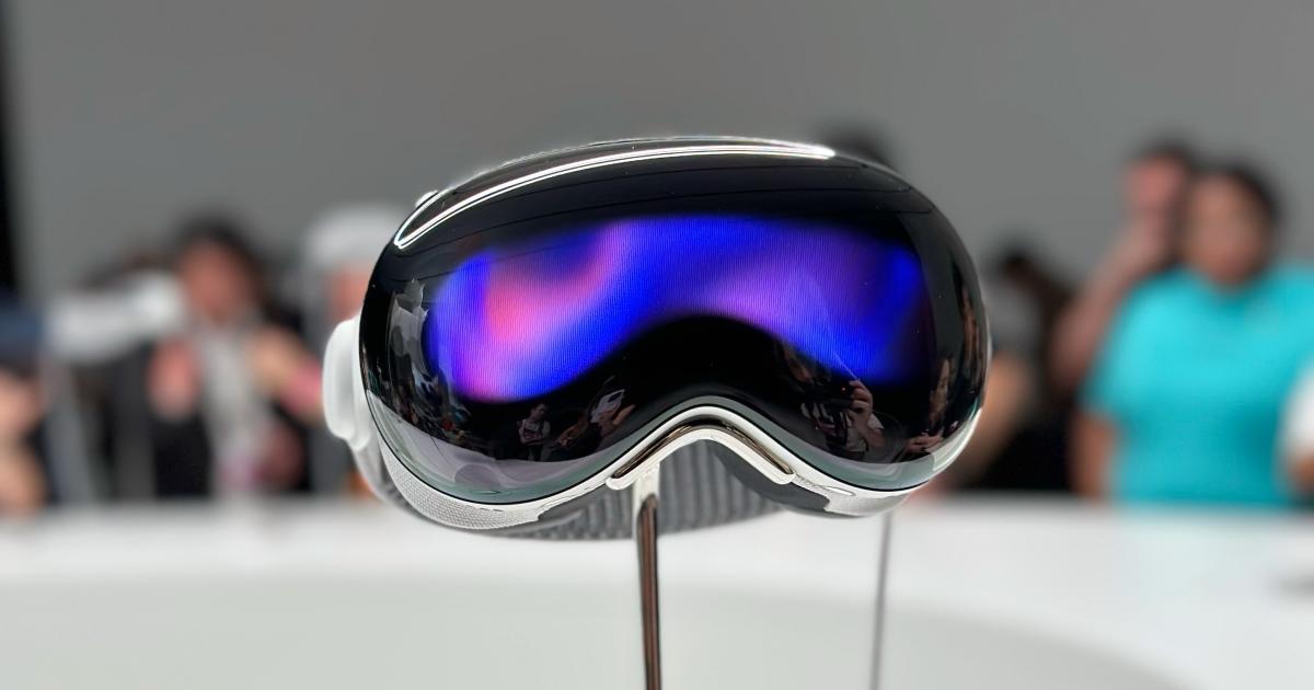 Τα ακουστικά Vision Pro της Apple ενδέχεται να μην διαθέτουν επάνω ιμάντα στο κουτί τους
