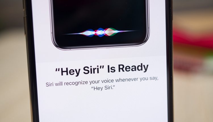 Τη Δευτέρα, η Apple θα μπορούσε να αποκαλύψει αλλαγές στο Siri που έρχονται στο iOS 17
