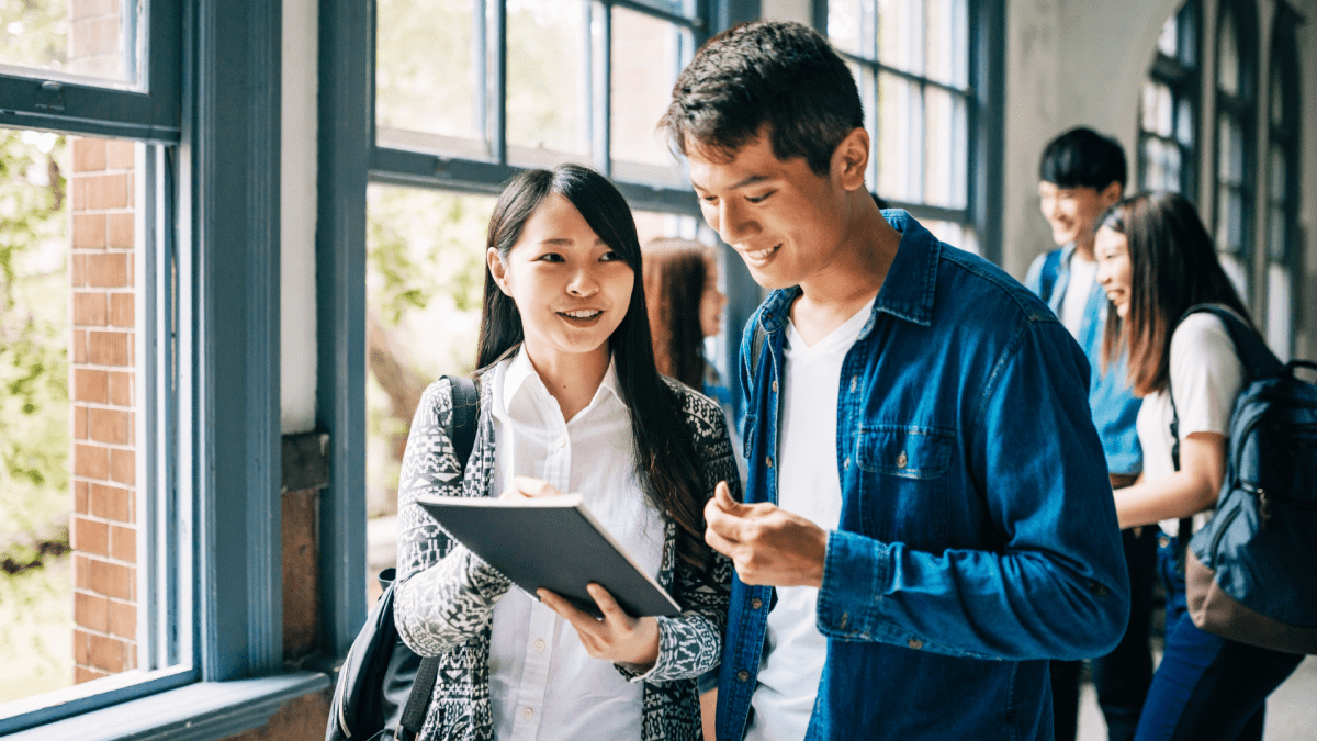 Φοιτητές: Το Disrupt προσφέρει προσιτές κάρτες και μεγάλα οφέλη
