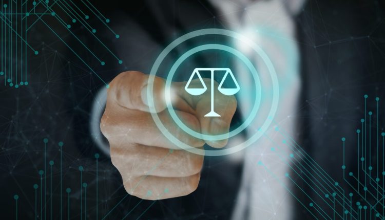 Ψηφιοποιείται η Δικαιοσύνη από 8 «δυνατά» σχήματα της αγοράς