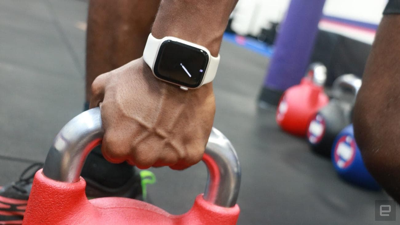 Apple Watch SE (2nd Gen) [GPS 44mm] 