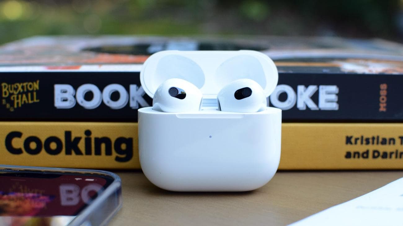 Apple AirPods (3ης γενιάς)