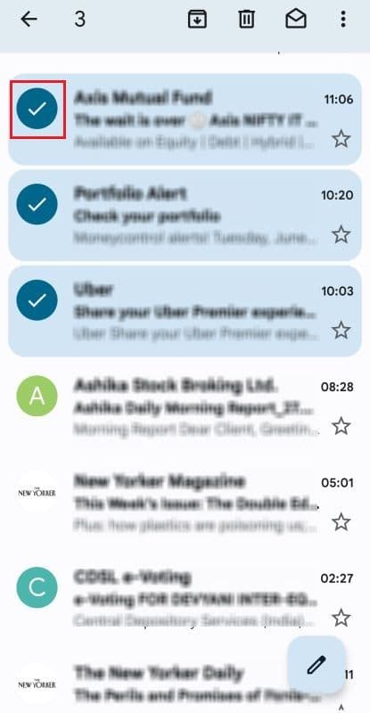 Στιγμιότυπο οθόνης επιλεγμένων μηνυμάτων ηλεκτρονικού ταχυδρομείου στην εφαρμογή Gmail Android