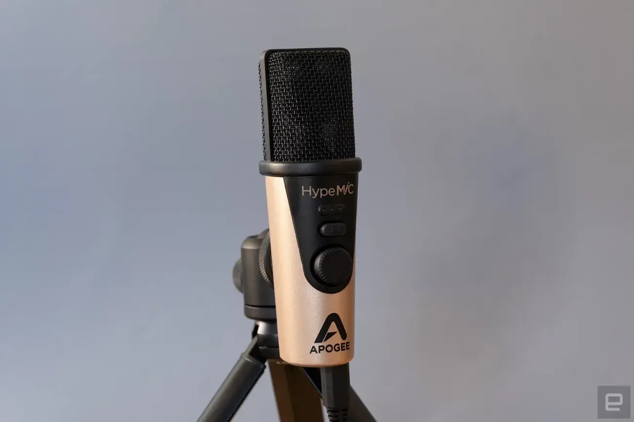The HypeMic from Apogee is a versatile microphone that's just as at home with a PC as it is your phone.