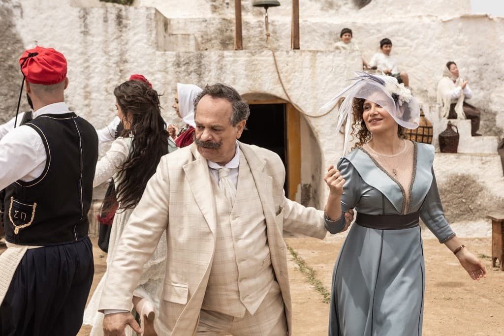 COSMOTE TV 17 Klostes 3