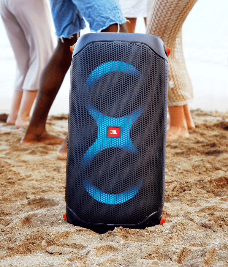 #JBLsplash: H νέα καλοκαιρινή καμπάνια της JBL ακούγεται δυνατά!