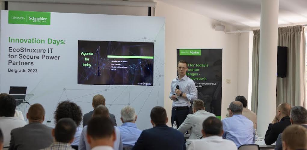 Schneider Electric DCIM EcoStruxure IT: Η απάντηση στις προκλήσεις της αγοράς Data Centers