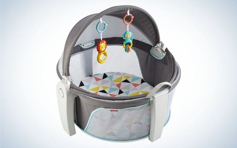 Grey, blue, yellow, and white baby beach tent