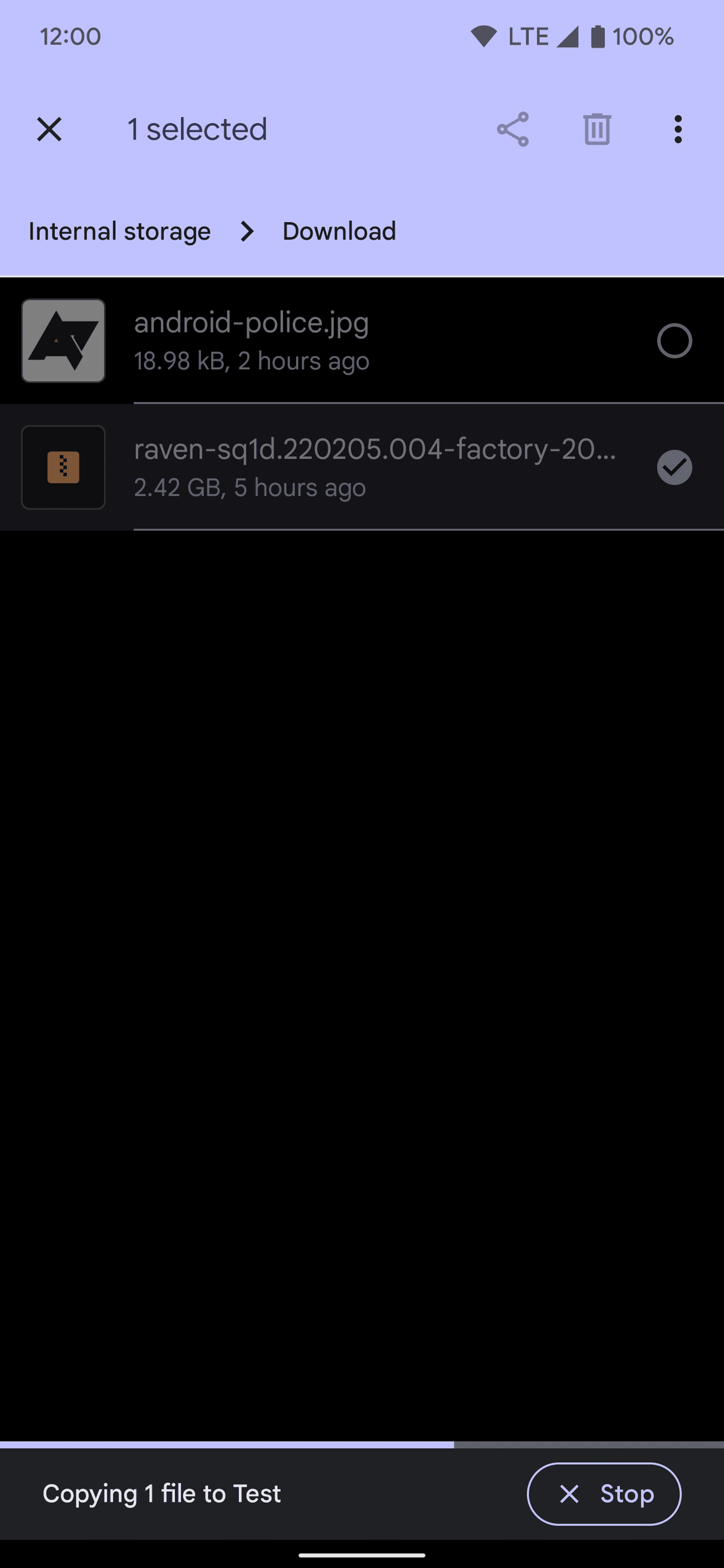 Η εφαρμογή Files by Google στο Android αντιγράφει ένα δοκιμαστικό αρχείο σε νέο φάκελο χρησιμοποιώντας τη λειτουργία Αντιγραφή σε