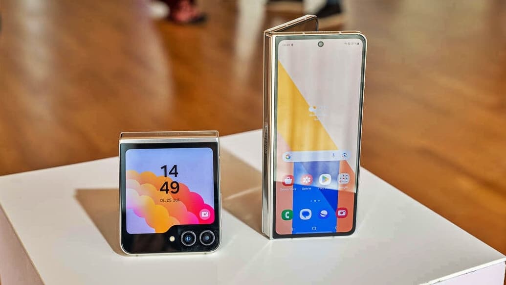 Flip over Fold φέτος.  Αλλά ακόμα δεν υπάρχει iOS.  Αλλά αυτό είναι το πρόβλημά μου.  - Galaxy Z Flip 5: Το μόνο αναδιπλούμενο τηλέφωνο Samsung που πρέπει να σας ενδιαφέρει έχει μόνο ένα πρόβλημα τώρα