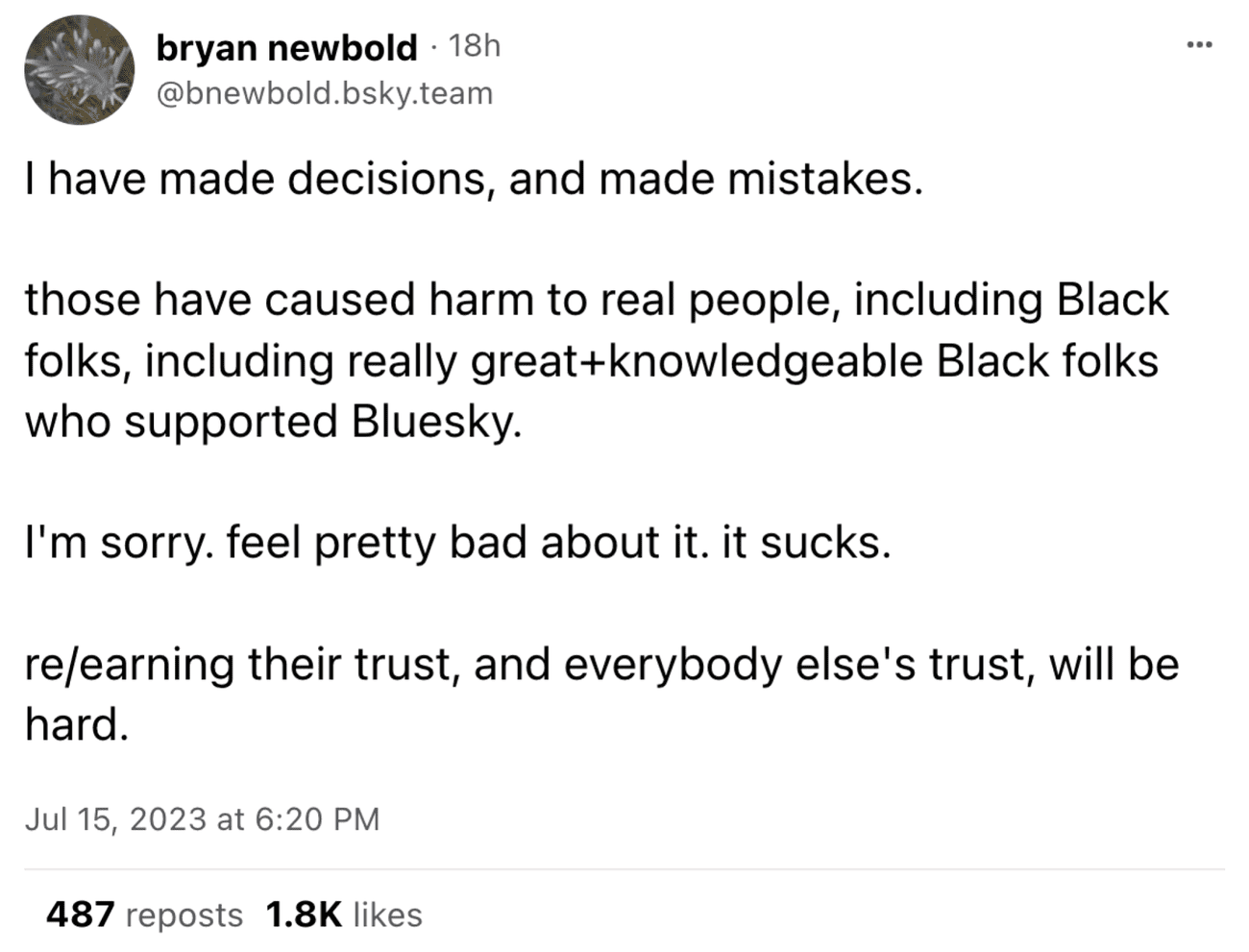 Ο Μπράιαν Νιούμπολντ ζητά συγγνώμη