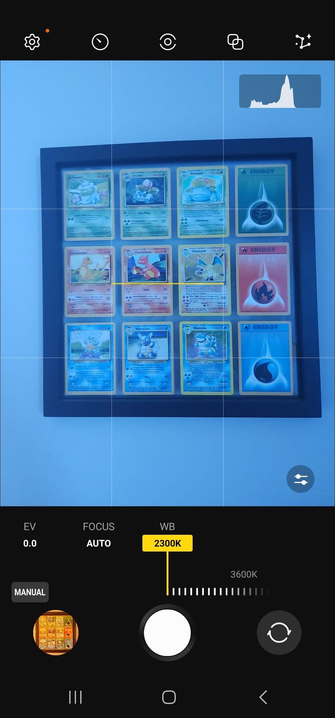 Εφαρμογή Samsung Expert RAW λήψης φωτογραφίας με δροσερή ισορροπία λευκού.