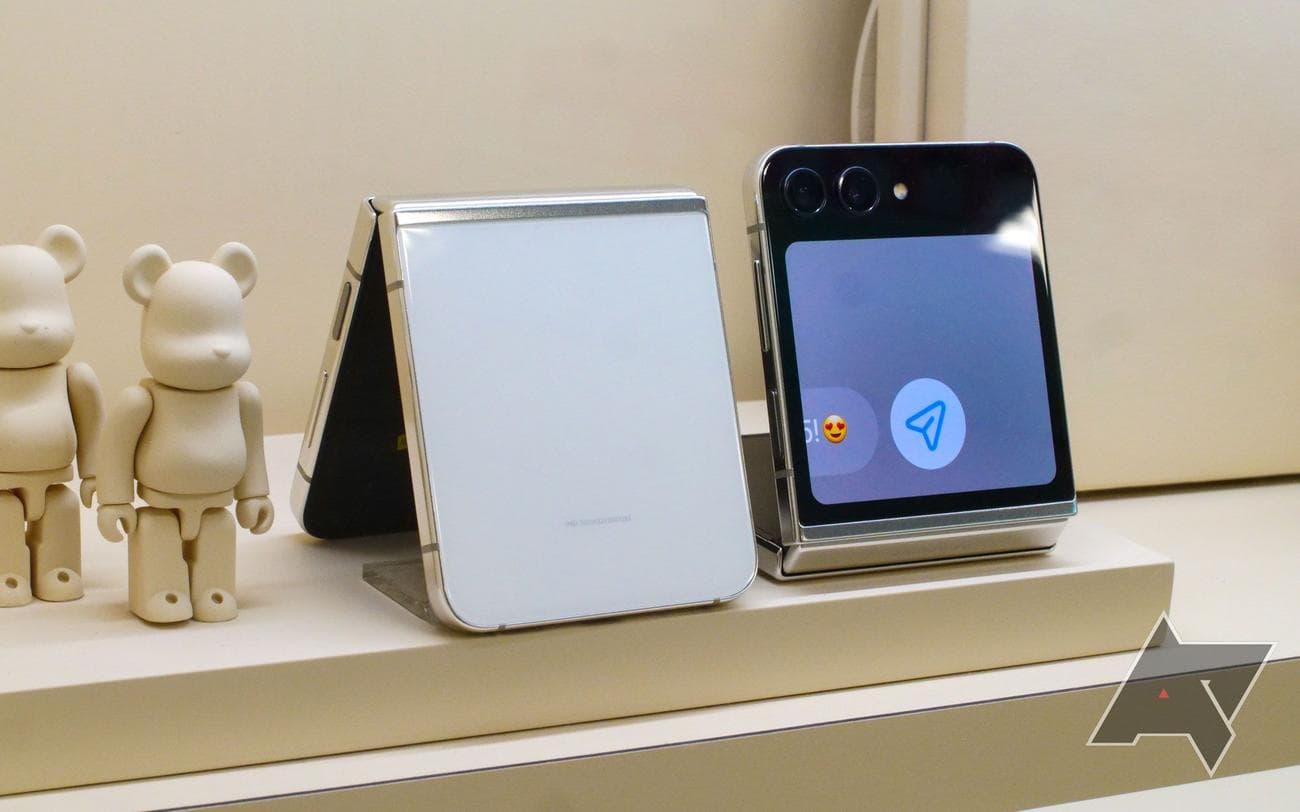 , To fold or not to fold, TechWar.gr