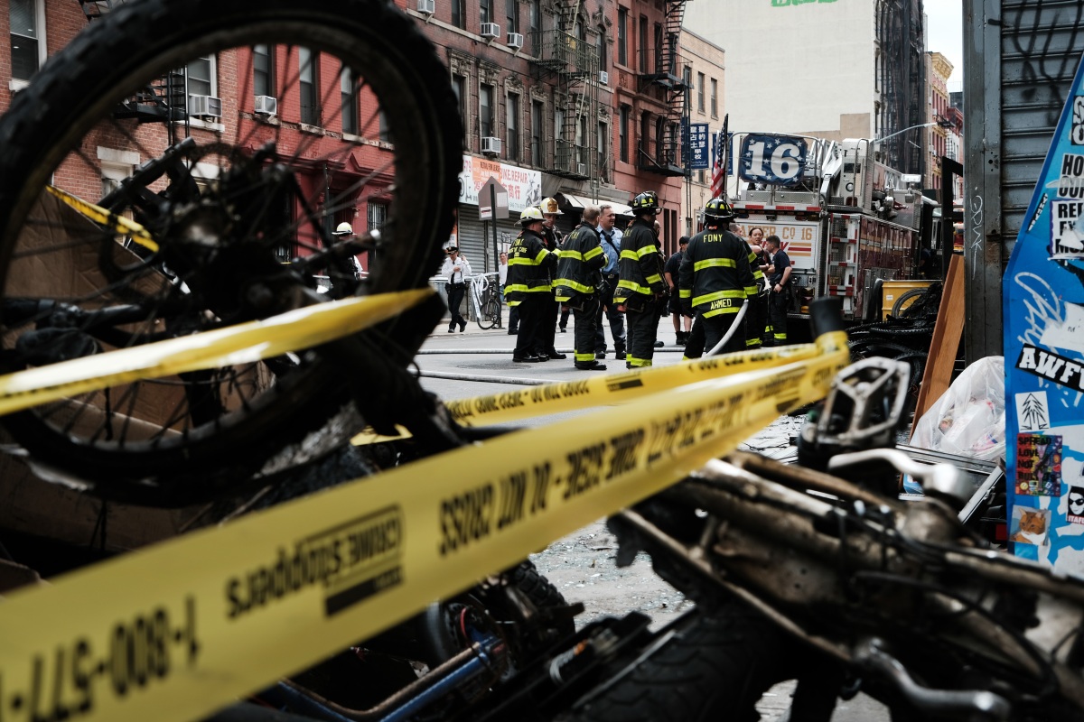 Όλα όσα πρέπει να γνωρίζετε για τις πυρκαγιές μπαταριών ηλεκτρονικών ποδηλάτων
