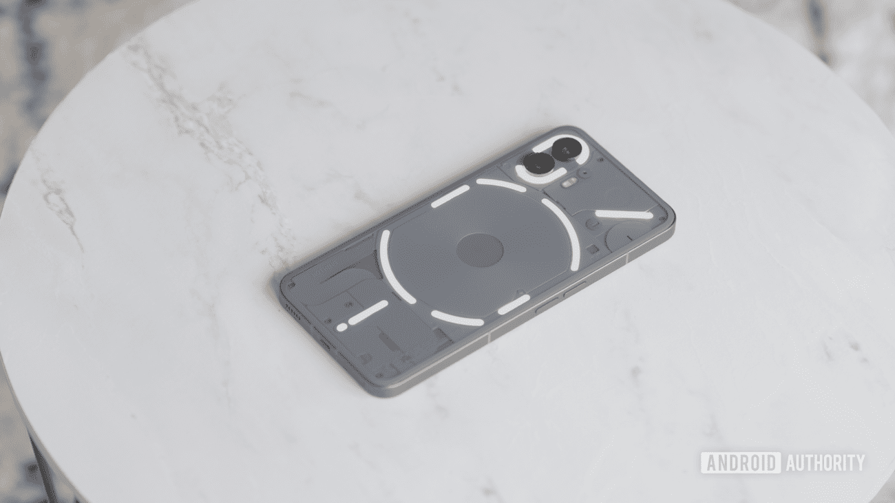 Δημοσκόπηση: Είναι το Nothing Phone 2 καυτό ή όχι;
