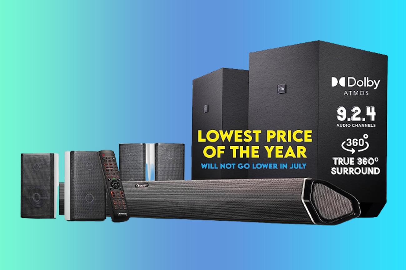 A Nakamichi speaker on a blue and white background