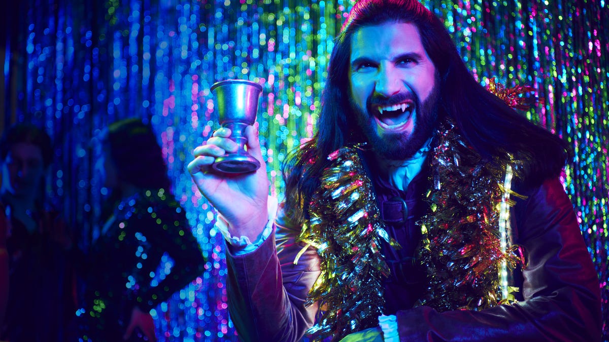  Ο Kayvan Novak του WWDITS για τον Nandor που βρίσκει τον εαυτό του |  io9 Συνέντευξη
