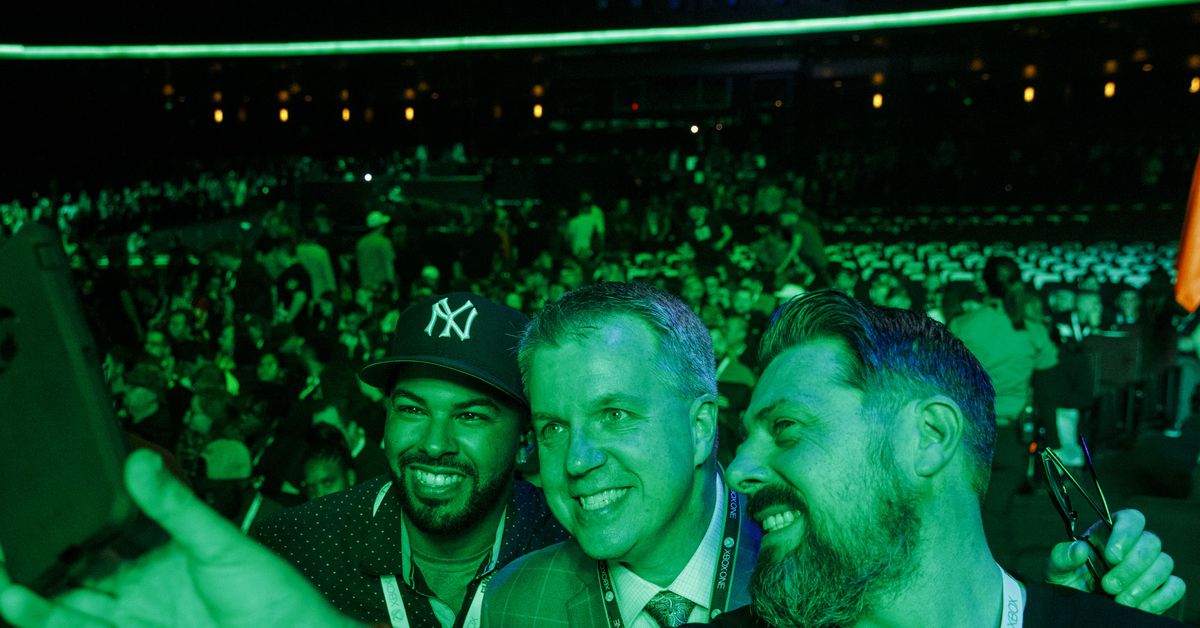 Ο ταγματάρχης Nelson φεύγει από το Xbox
