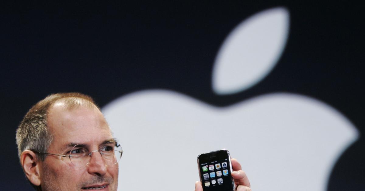 Το iPhone πρώτης γενιάς που δεν έχει ανοίξει πωλείται σε δημοπρασία για 190.000 δολάρια
