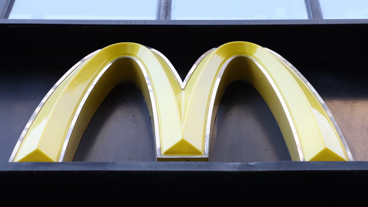 Το viral Grimace Shake της McDonald's Η τάση TikTok ενίσχυσε πραγματικά τις πωλήσεις
