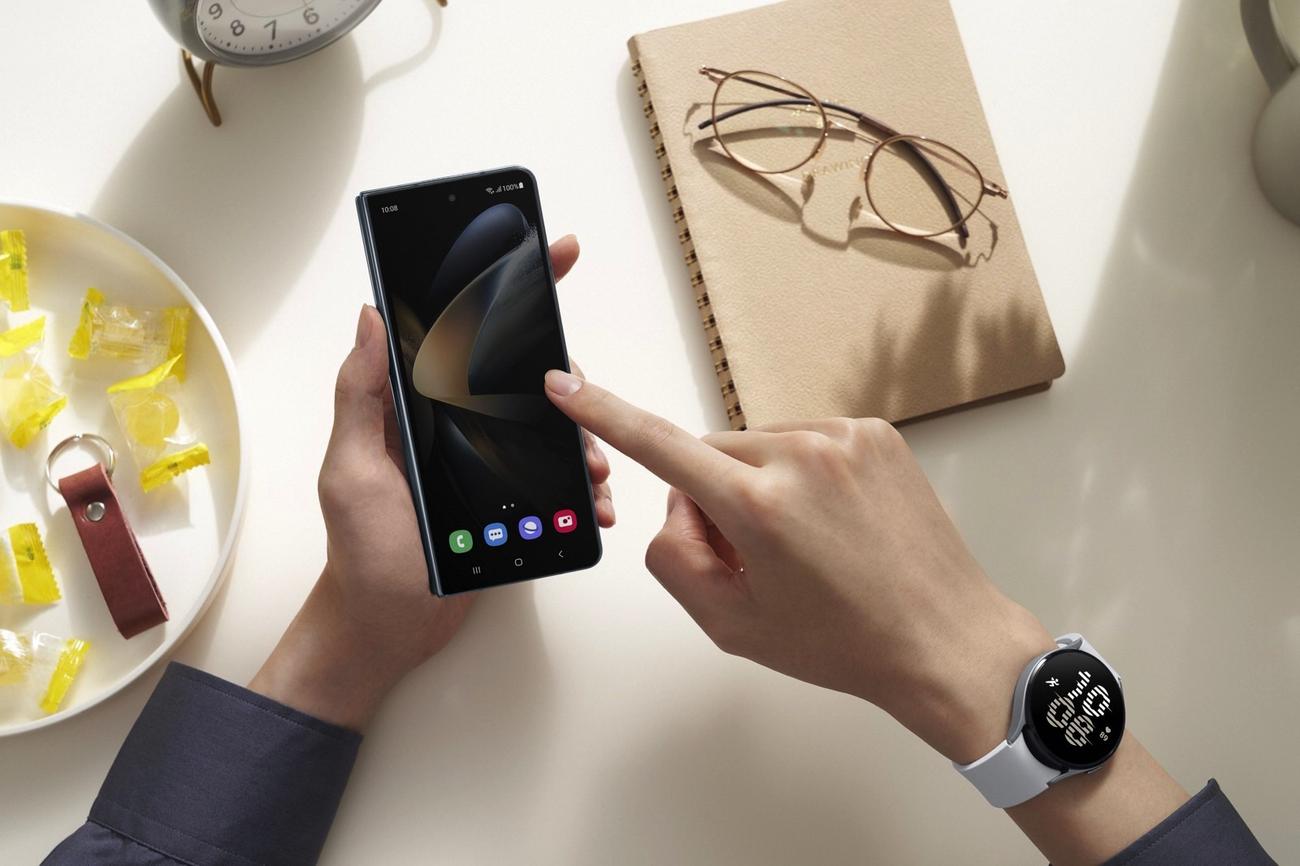 Το αφεντικό της Samsung πειράζει τις καινοτομίες Galaxy Fold και Flip που προσφέρουν ήδη οι ανταγωνιστές της
