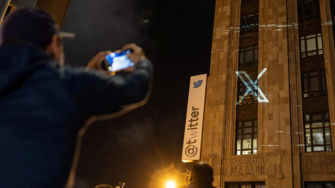 Το νέο X (Twitter) του Elon Musk απειλείται με μηνύσεις πνευματικών δικαιωμάτων