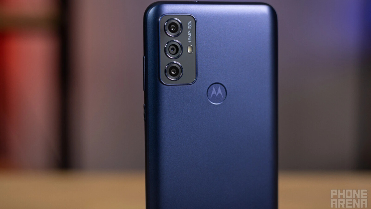 Motorola's dirt-cheap Moto G Play (2023) is even cheaper than usual