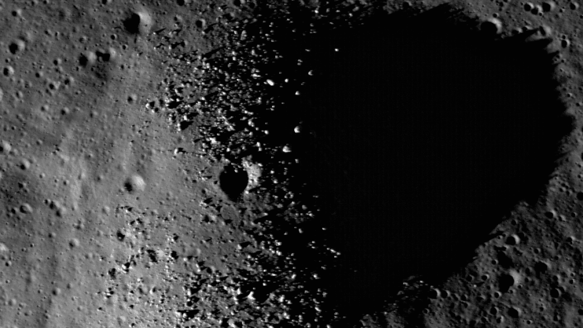  Υπάρχει γρανίτης στο φεγγάρι.  Κανείς δεν ξέρει πώς έφτασε εκεί.
